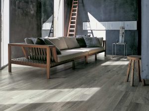 granimor-inspirationen-wood-side-kauri-plaettli