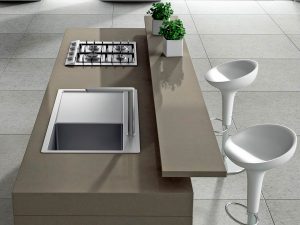 silestone-kueche-insel-braun